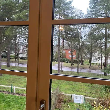 Charmante Maison Avec 2 Chambres, 1 Jardin, Parking, Pet Friendly Casa de Férias *