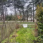 別荘 Charmante Maison Avec 2 Chambres, 1 Jardin, Parking, Pet Friendly *