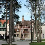 別荘 Charmante Maison Avec 2 Chambres, 1 Jardin, Parking, Pet Friendly Le Touquet